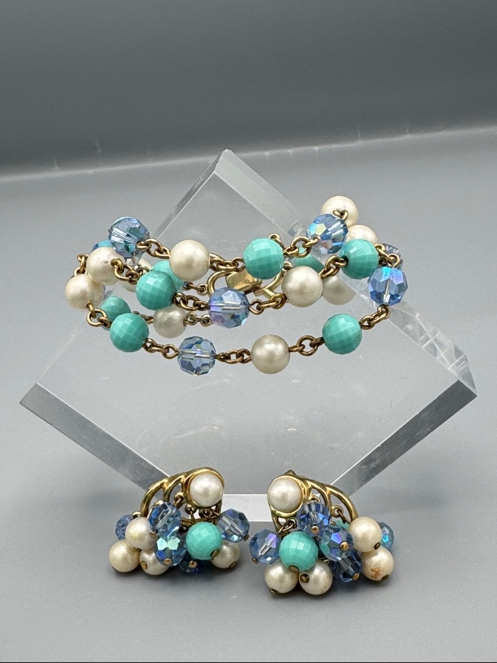 Crown TRIFARI  Vintage Turquoise, Blue & Pearl Cluster Bracelet and Earrings Set